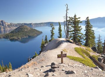 oregon/crater-lake-national-park/shop/the-watchman-observation-station