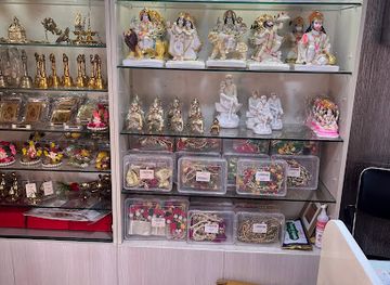 india/west-india/shop/the-mandir-store
