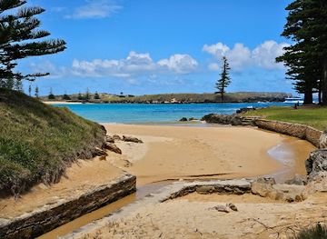 norfolk-island/ball-bay/shop/emily-bay