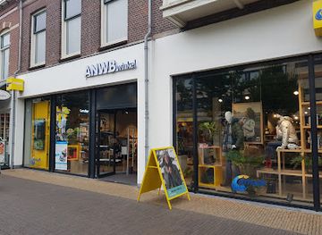 netherlands/zaanstreek/shop/anwb-winkel-zaandam