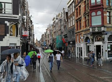 netherlands/north-holland/shop/souvenirs