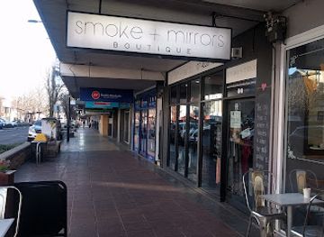 australia/darling-downs/shop/smoke-mirrors-boutique