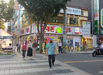 south-korea/busan/nampodong/shop/gwangbok-ro-fashion-street