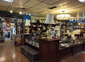 indiana/evansville/shop/riverside-antique-mall