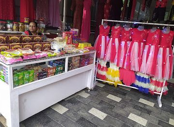 india/alleppey/shop/80-s-clothing