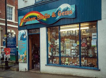 united-kingdom/whitby/shop/rainbow-shells