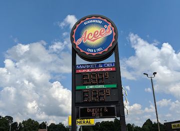 illinois/ferne-clyffe-state-park/shop/acee-s-neighborhood-market-deli