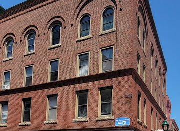 maine/camden/shop/leonard-s