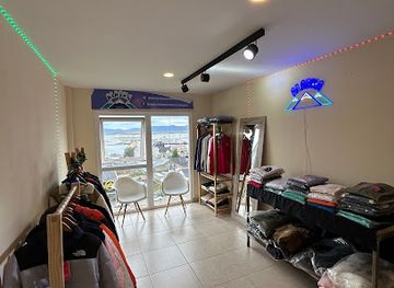 argentina/ushuaia/shop/alaska-store