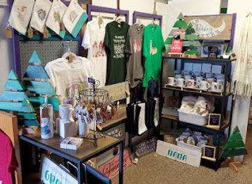 michigan/west-michigan/shop/great-gifts-arts-antiques-and-handmades