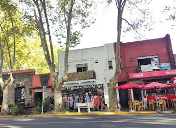 uruguay/colonia-del-sacramento/shop/artesanias-del-uruguay-y-shop