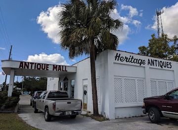 florida/nature-coast/shop/heritage-antiques-mall