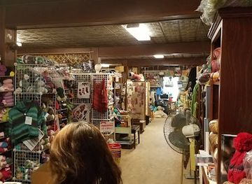 new-hampshire/sullivan-county/shop/hodgepodge-yarns-fibers