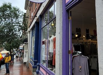 maine/south-portland/shop/expressly-trends