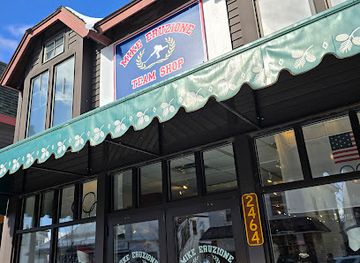 new-york/whiteface-mountain/shop/usa-spirit-shop