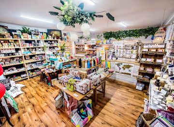 australia/great-barrier-reef/shop/eggplant-poppy