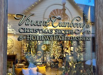 colorado/crested-butte/shop/vincent-cranberry-s-christmas-shoppe-and-holiday-haberdashery