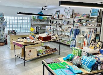 seychelles/bird-island/shop/koral-souvenir-boutique