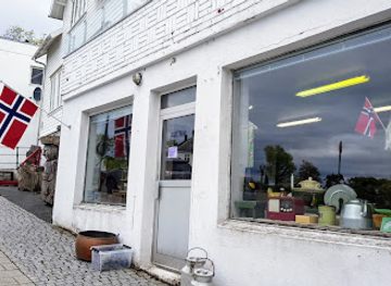 norway/preikestolen/shop/antik-og-brukt