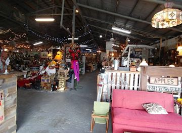 florida/tampa/ybor-city/shop/vintage-roost-llc