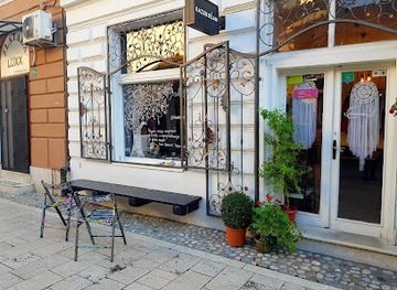 Bazerdžan Baščaršija | Concept Store, Fashion, Souvenir, Gift Shop