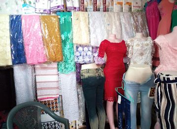 ghana/gwira/shop/nhira-boutique