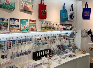 south-korea/busan/haeundae/shop/busan-souvenir-heaundae-gift-shop