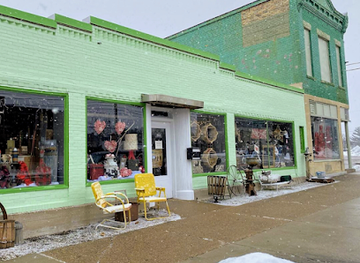 michigan/muskegon/shop/pine-street-mercantile