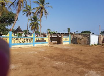 benin/ouidah-beach/shop/pythons-temple