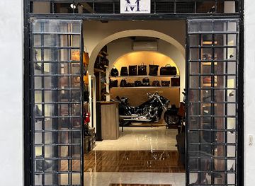 italy/chianti/shop/m-delavari-pelletteria-roma