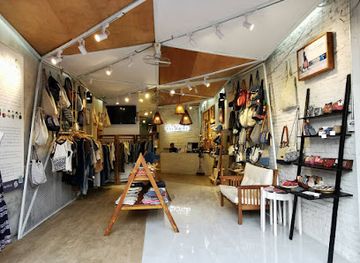 laos/golden-triangle/shop/herworks-vientiane-flagship-store