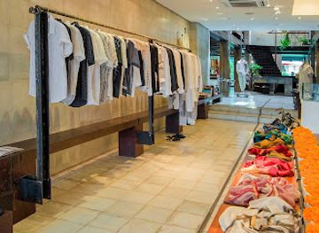 indonesia/bali/seminyak/shop/biasa