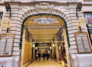 france/paris/champs-elysees/shop/galeries-lafayette-champs-elysees