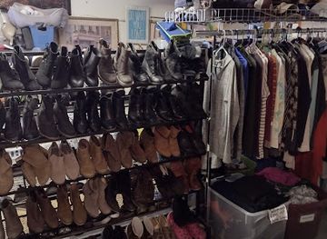 idaho/teton-valley/shop/lucky-dog-thrift-store