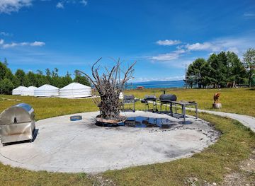 mongolia/khuvsgul-lake/shop/art-88-resort