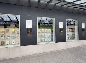 faroe-islands/runavik/shop/bokabuoin