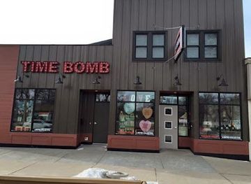 minnesota/mississippi-river/shop/time-bomb-vintage
