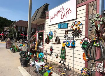 south-dakota/black-elk-peak/shop/the-farmer-s-daughter