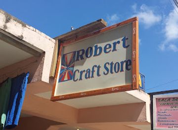 honduras/roatan/shop/robert-s-store