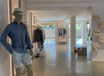 greece/mykonos/psarou/shop/100-capri-nammos