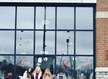 ohio/canton/shop/bird-s-nest-boutique-decor