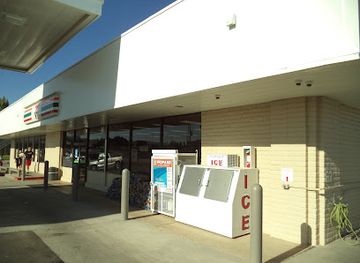 utah/blanding/shop/7-eleven