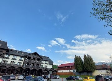 romania/bran-castle-area/shop/la-sandel-carne-si-lapte