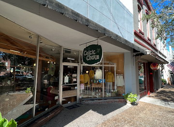 florida/amelia-island/shop/across-the-pond