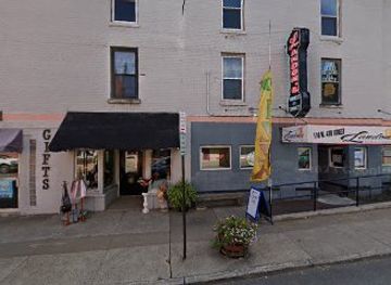 new-york/watkins-glen/shop/distressed-by-me-designs