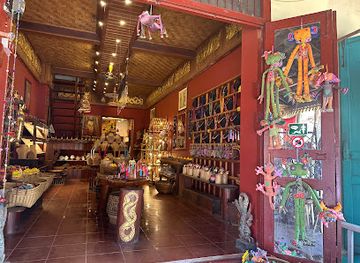 laos/luang-prabang-province/shop/naga-creations-art-jewelry