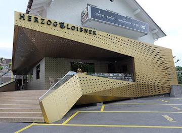 liechtenstein/vaduz/shop/herzog-loibner-schmuck-uhren