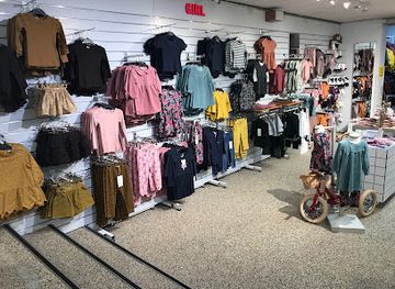 denmark/esbjerg/shop/rod-og-hvid