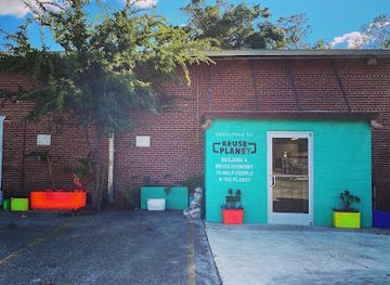 florida/gainesville-area/shop/reuse-planet