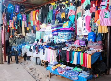 zambia/victoria-falls-area/shop/comesa-market